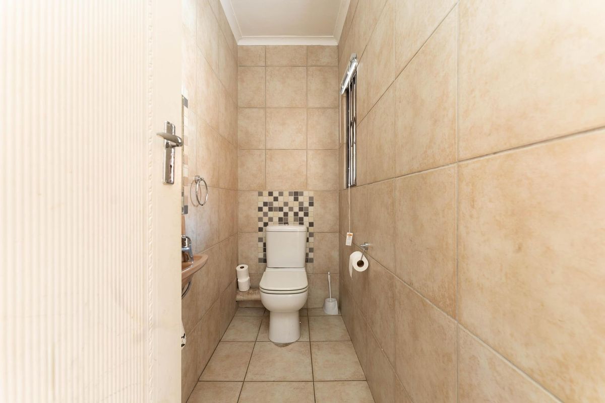 House For Sale In Sandton - Photo 4