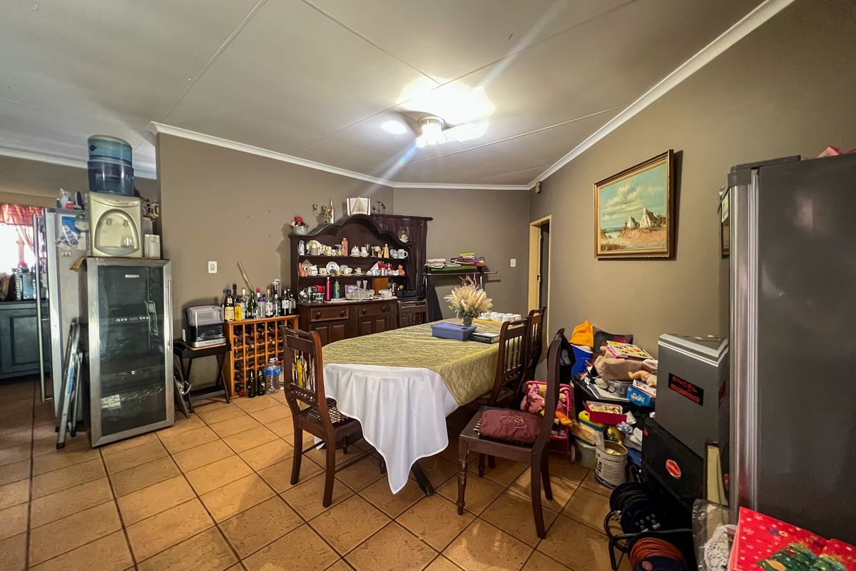 House For Sale In Centurion - Photo 2