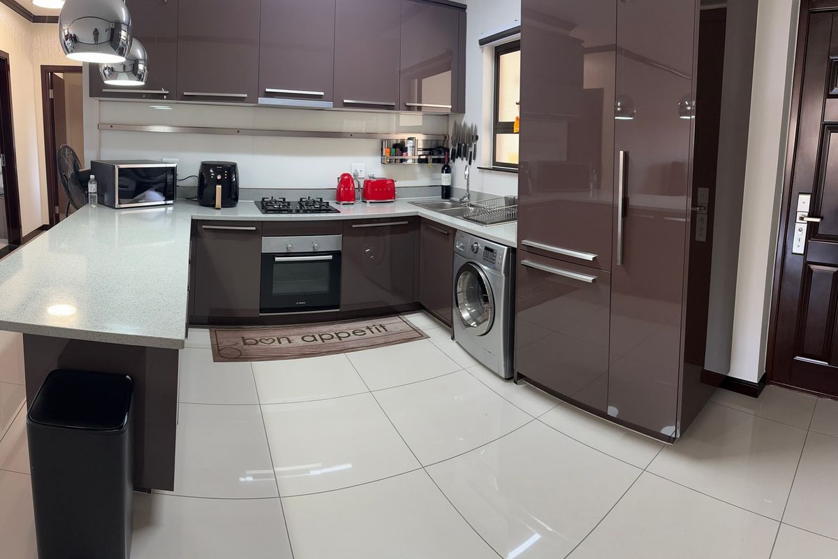 Apartment For Sale In Sandton - Photo 5