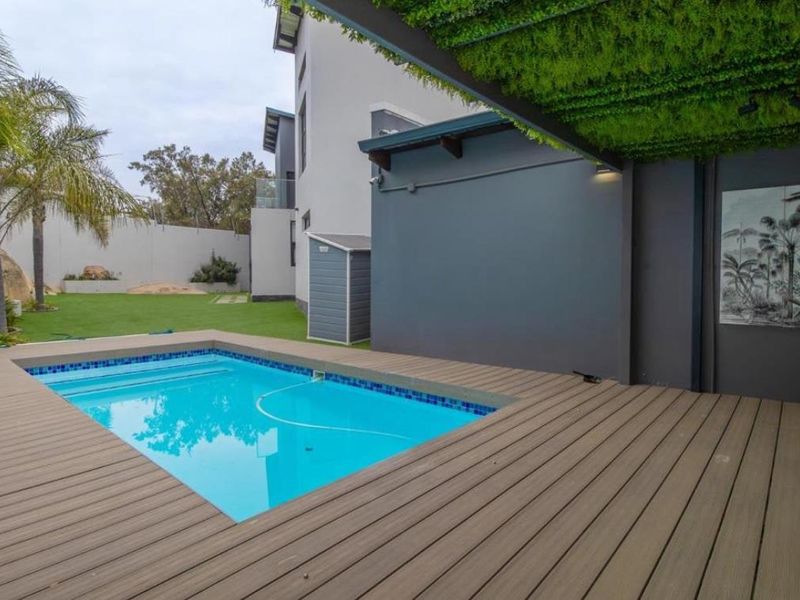 Townhouse For Sale In Sandton - Photo 4