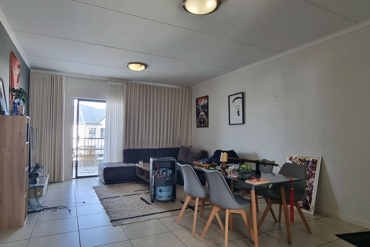 Apartment For Sale In Edenvale - Photo 3