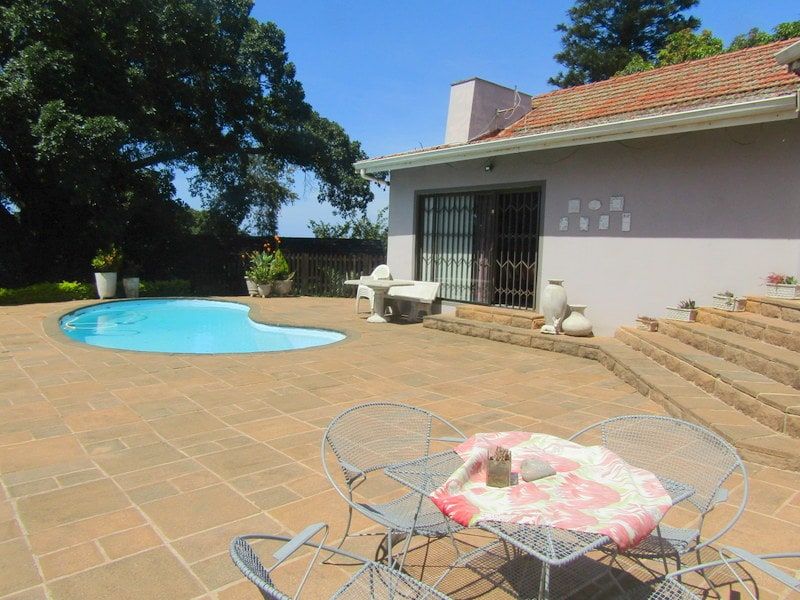 House For Sale In Amanzimtoti - Photo 1