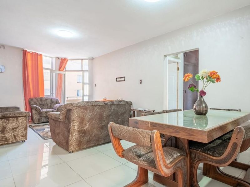 Apartment For Sale In Amanzimtoti - Photo 2