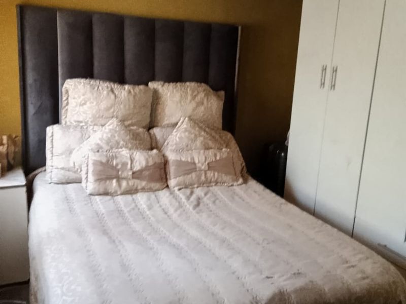 House For Sale In Nigel - Photo 5