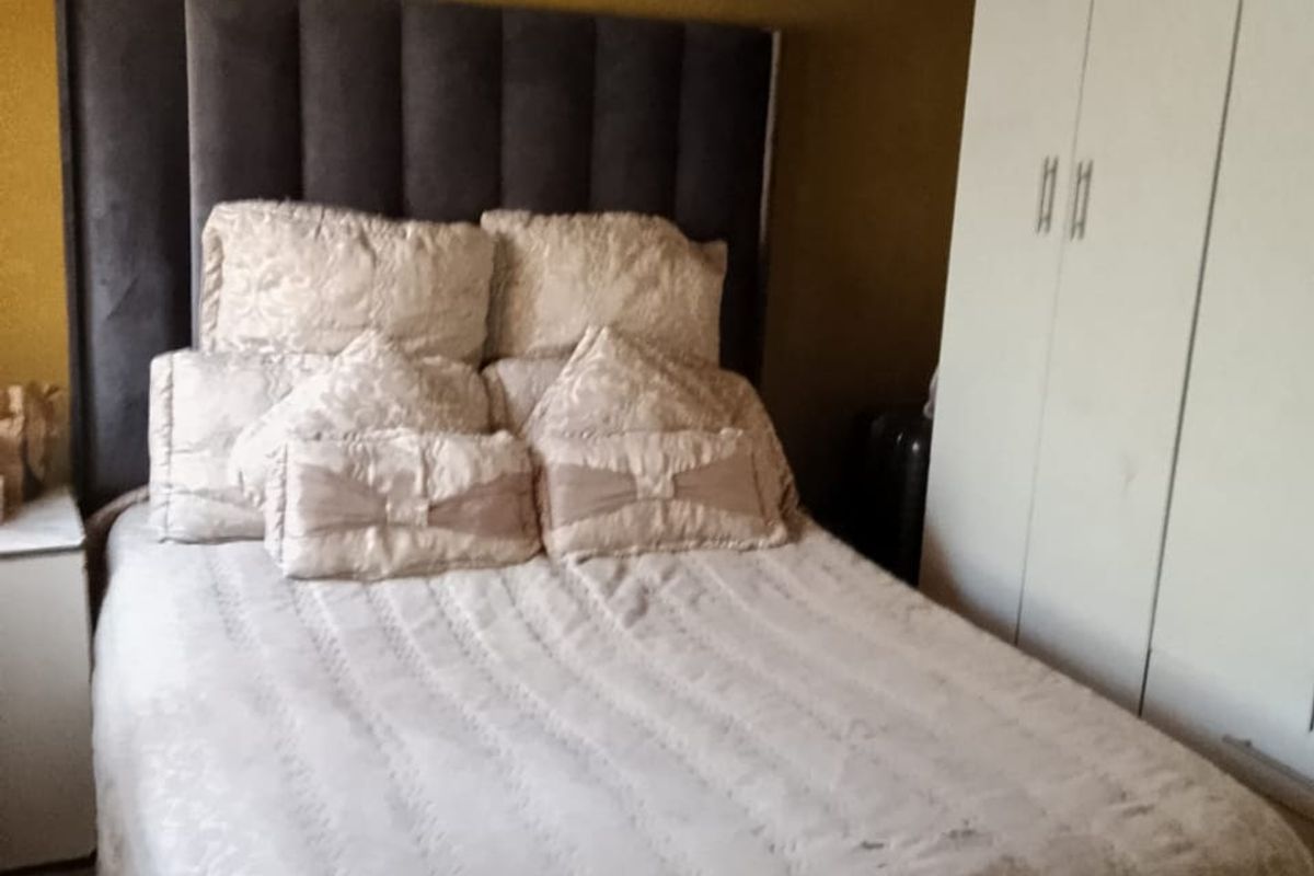 House For Sale In Nigel - Photo 5