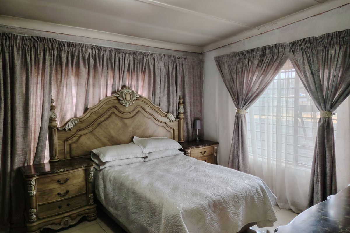 House For Sale In Springs - Photo 2