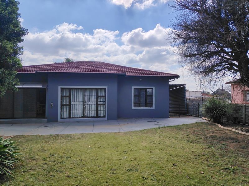 House For Sale In Springs - Photo 1
