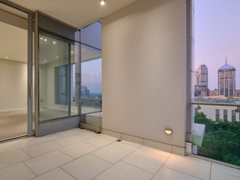 Apartment For Sale In Sandton - Photo 5