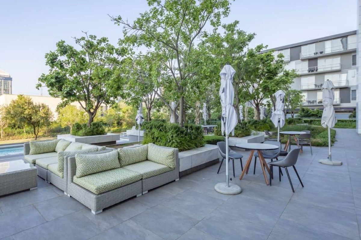 Apartment For Sale In Sandton - Photo 2