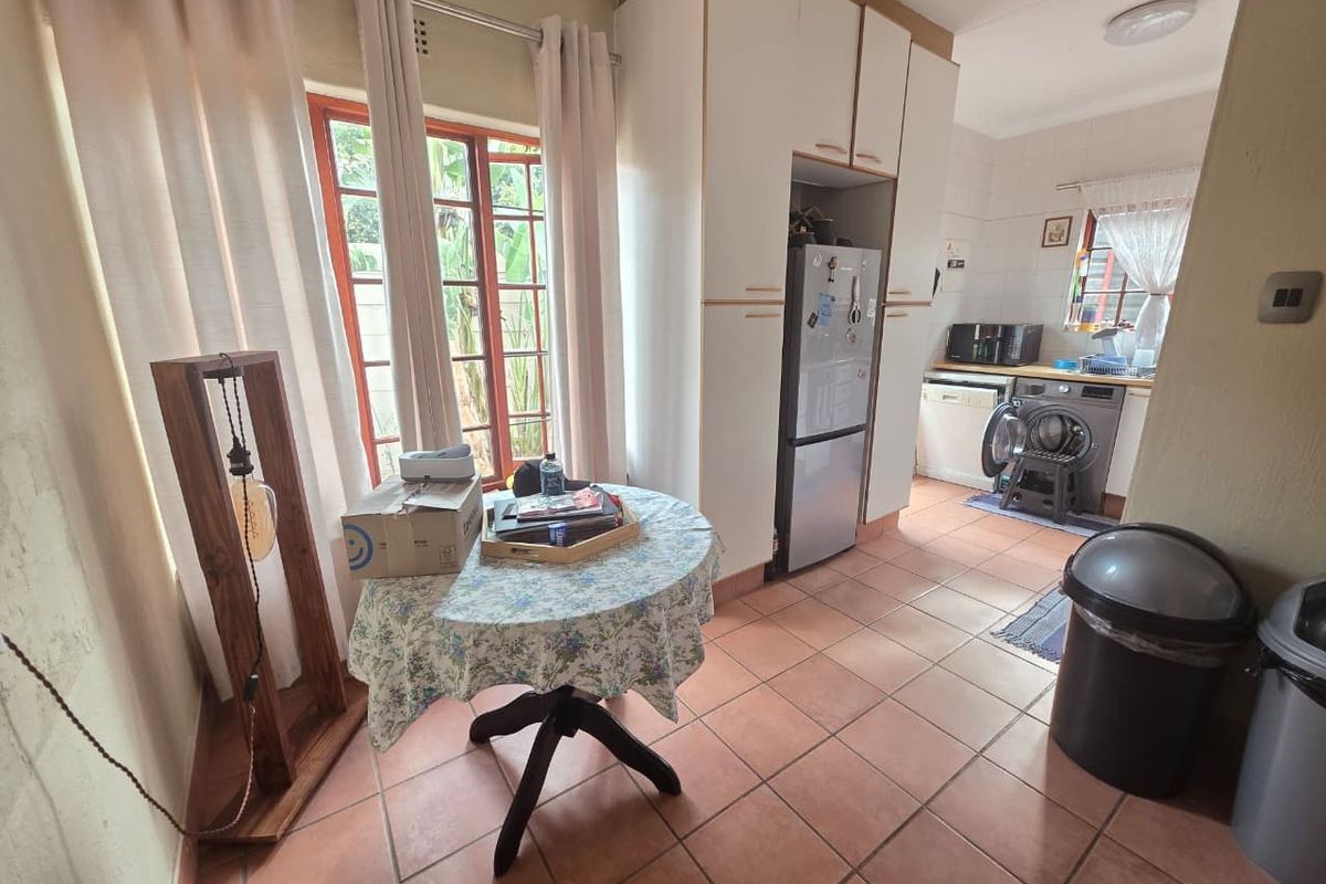 Townhouse For Sale In Midrand - Photo 4