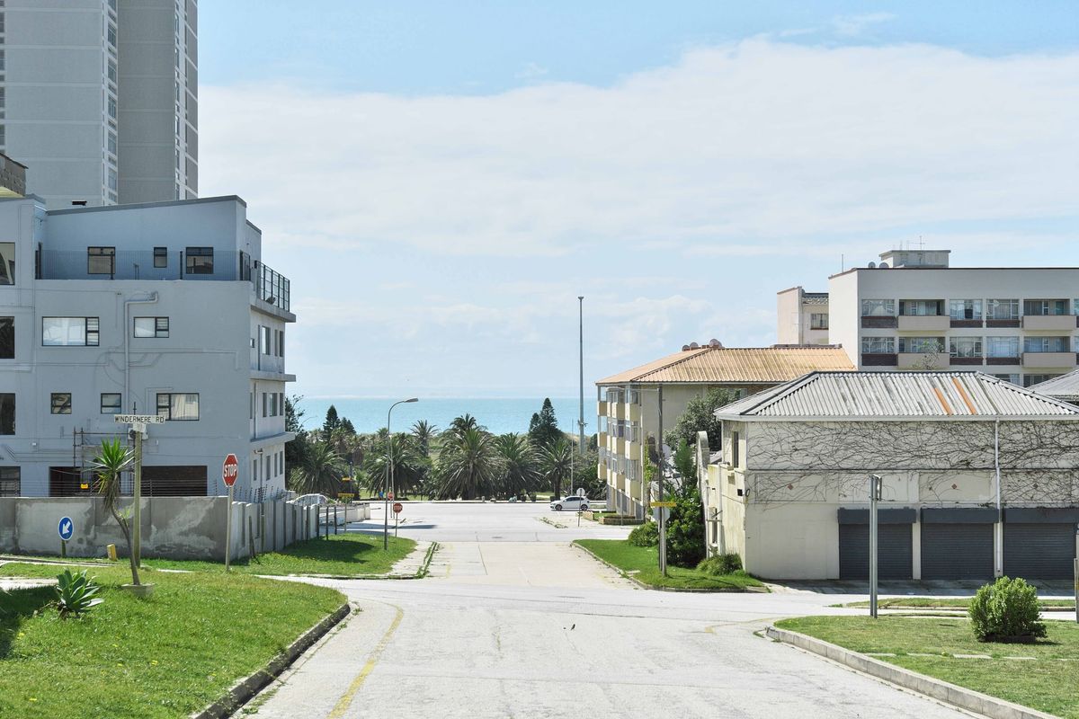 Apartment Sold In Port Elizabeth - Photo 4