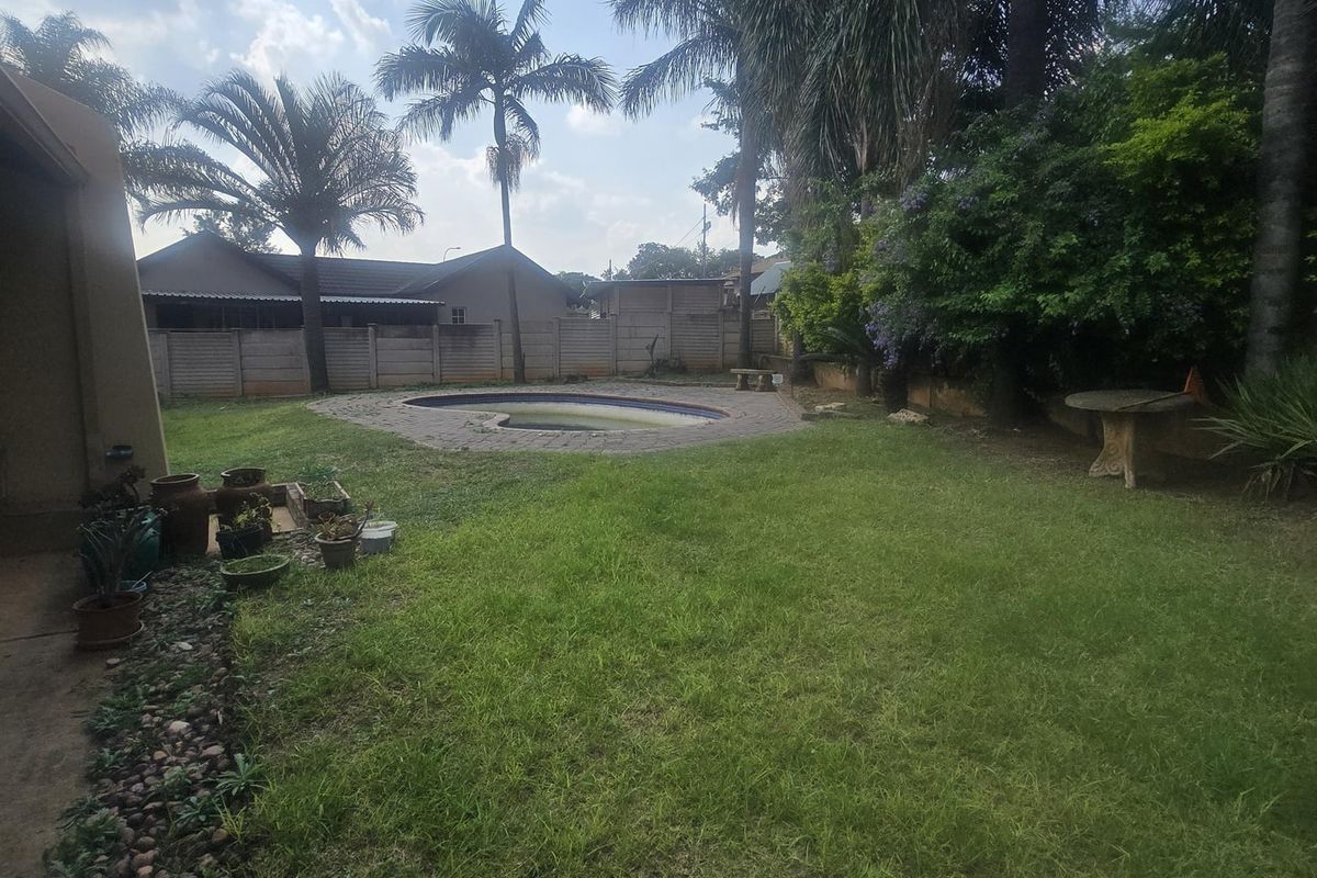 House For Sale In Cullinan - Photo 3