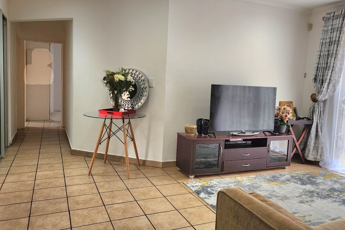 Cluster Pending Sale In Midrand - Photo 3