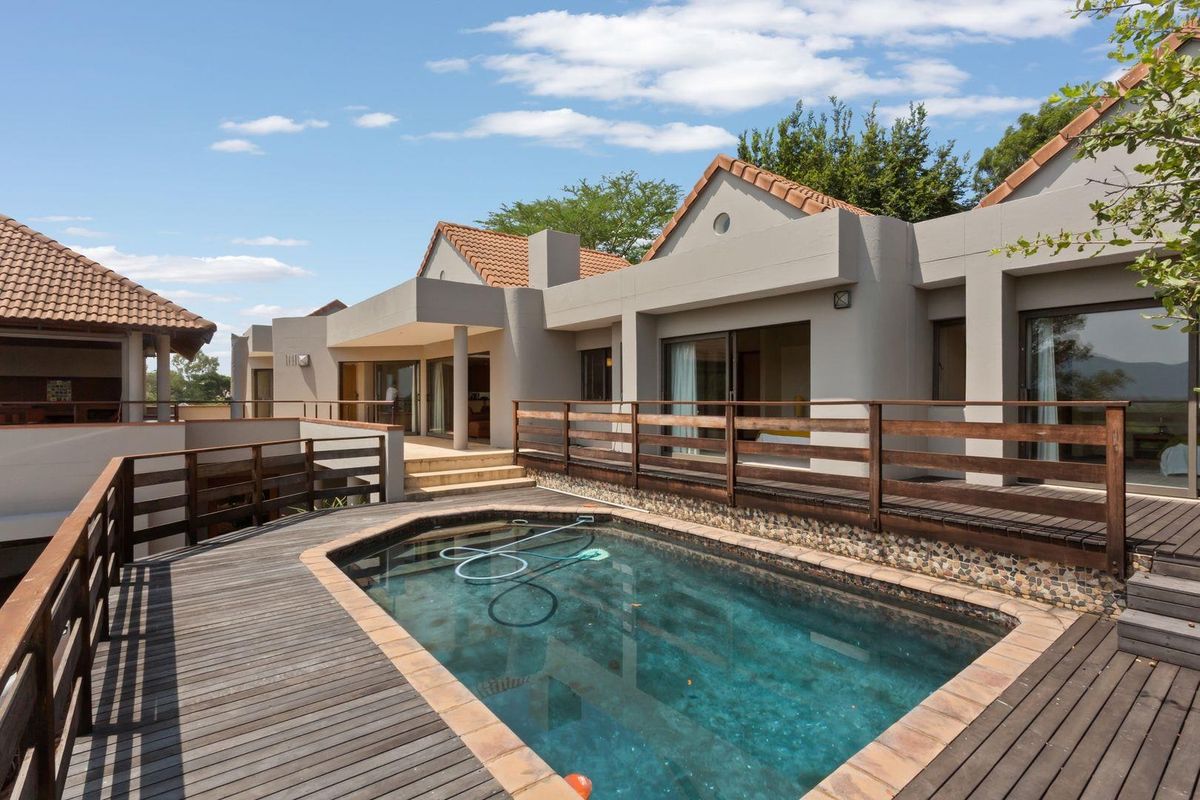 House For Sale In Hartbeespoort - Photo 4