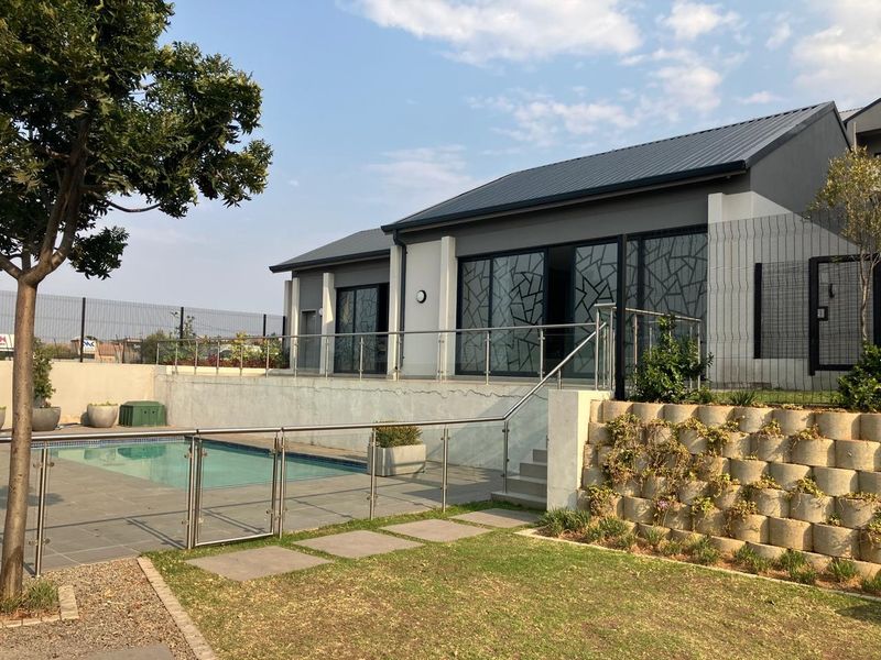 Apartment For Sale In Centurion - Photo 2