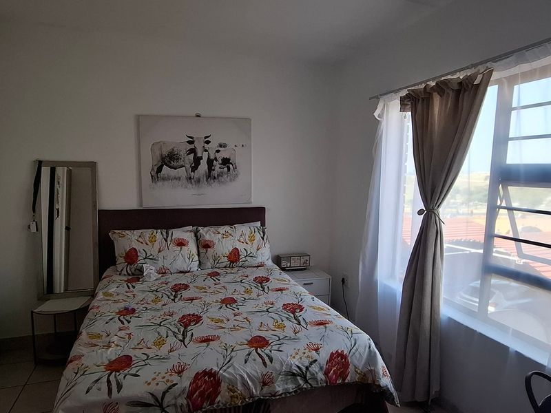Apartment For Sale In Roodepoort - Photo 10
