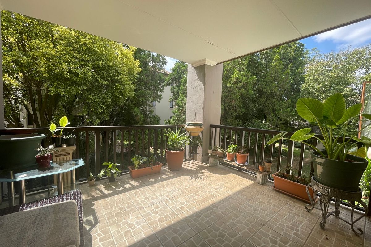 Apartment For Sale In Randburg - Photo 2