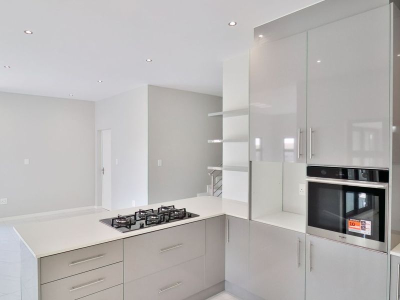 House For Sale In Midrand - Photo 5