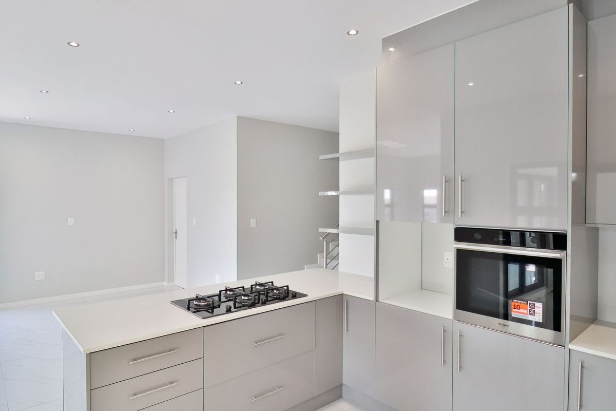 House For Sale In Midrand - Photo 5