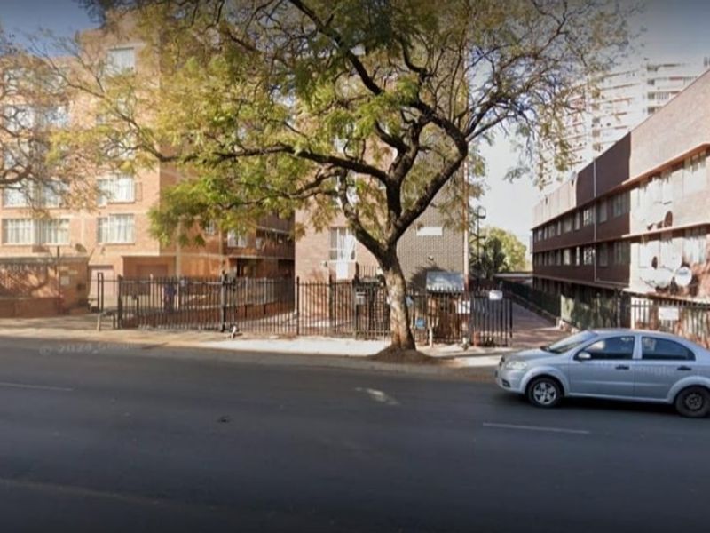 Apartment For Sale In Pretoria - Photo 3
