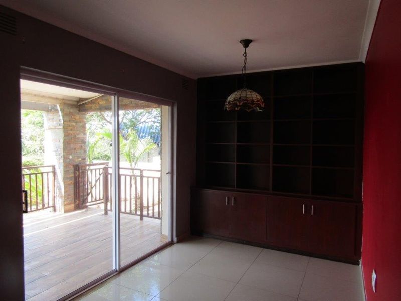 House For Sale In Amanzimtoti - Photo 10