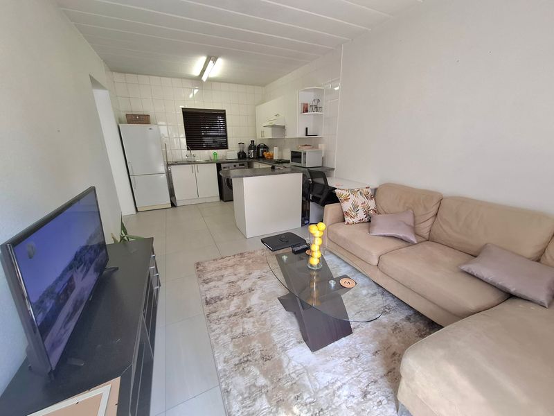 Apartment For Sale In Sandton - Photo 5