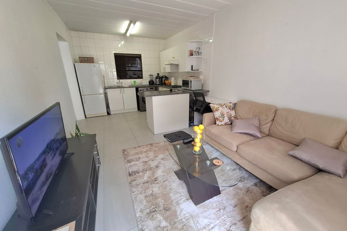 Apartment For Sale In Sandton - Photo 5