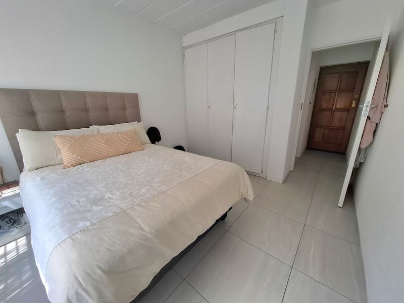 Apartment For Sale In Sandton - Photo 9