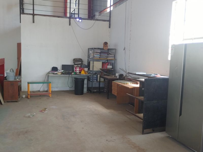 House Pending Sale In Cullinan - Photo 8