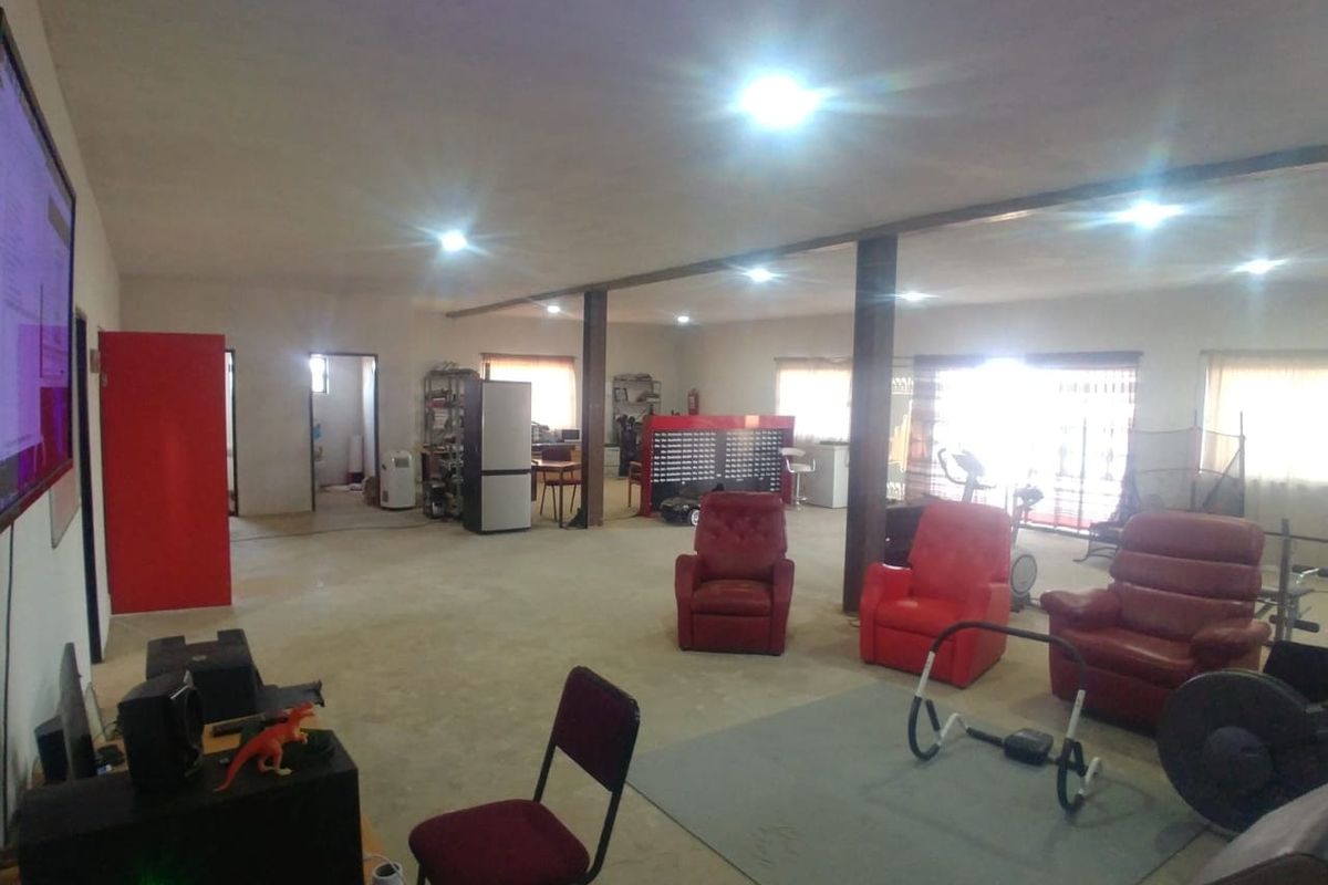 House Pending Sale In Cullinan - Photo 3