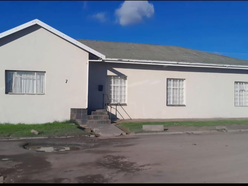 House For Sale In Steynsburg - Photo 4