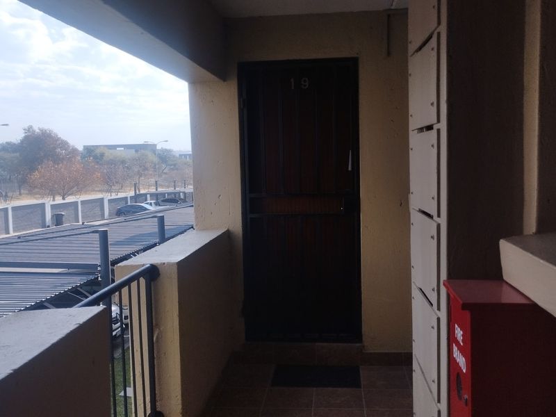 Apartment For Sale In Centurion - Photo 8