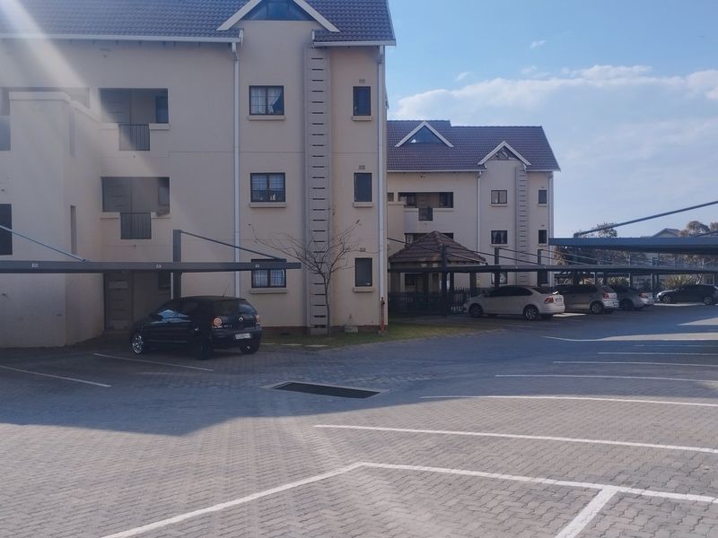Apartment For Sale In Centurion - Photo 5