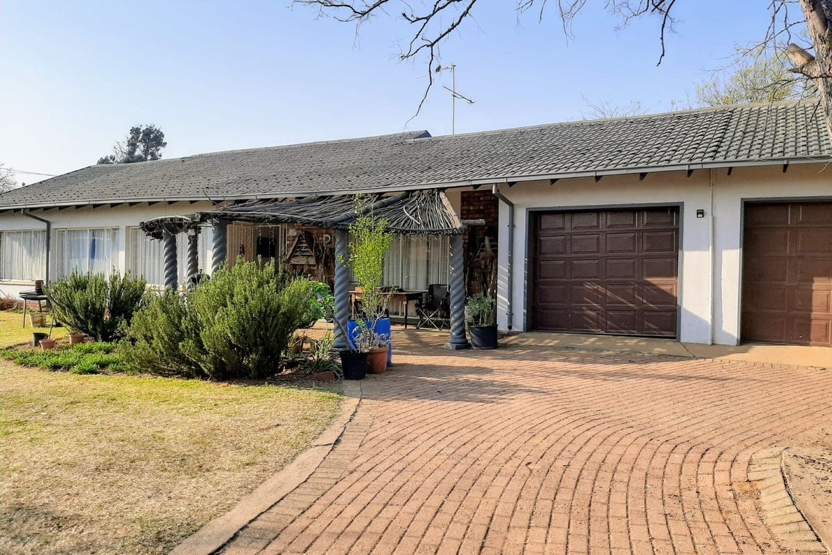 House For Sale In Bronkhorstspruit - Photo 2