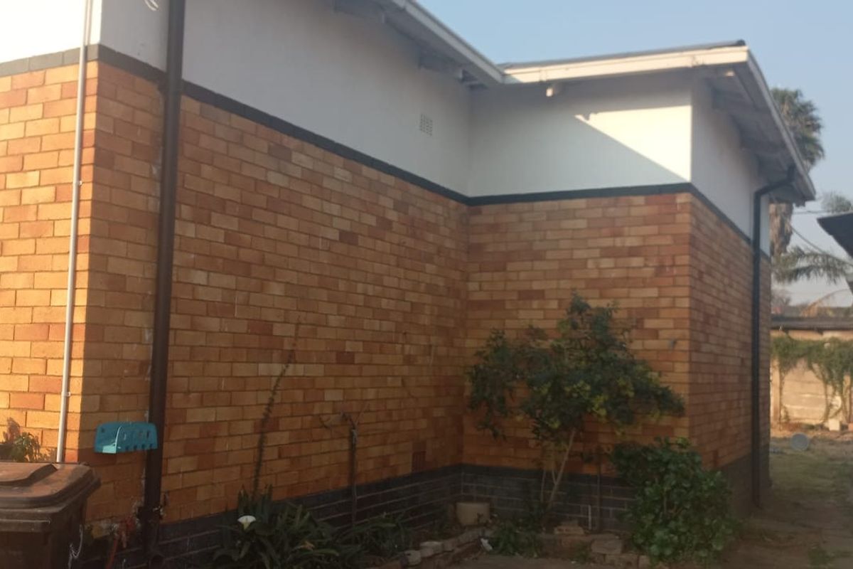 House For Sale In Germiston - Photo 3