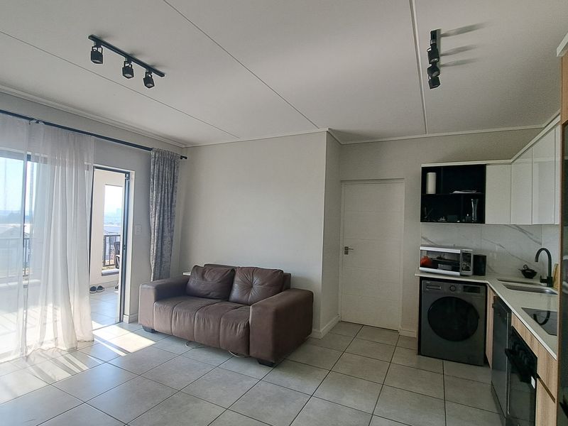 Apartment For Sale In Midrand - Photo 5