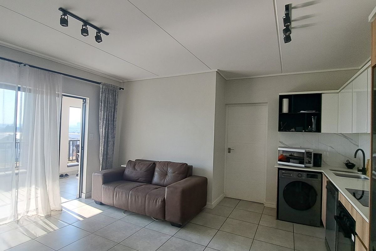 Apartment For Sale In Midrand - Photo 5