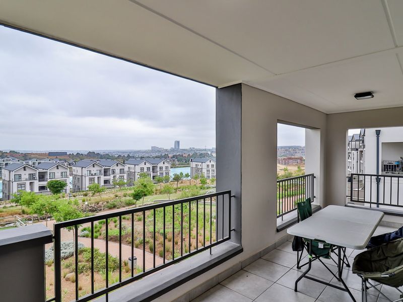 Apartment For Sale In Midrand - Photo 9