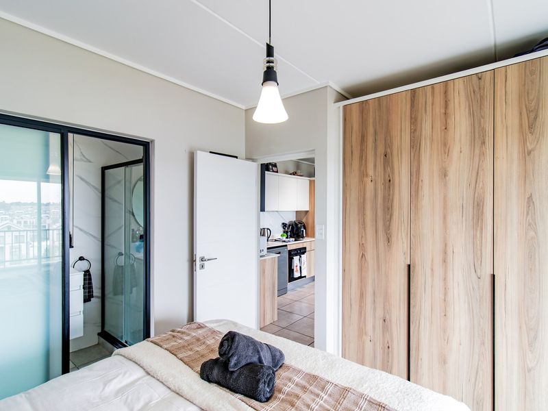 Apartment For Sale In Midrand - Photo 3