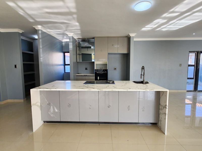 House For Sale In Centurion - Photo 2