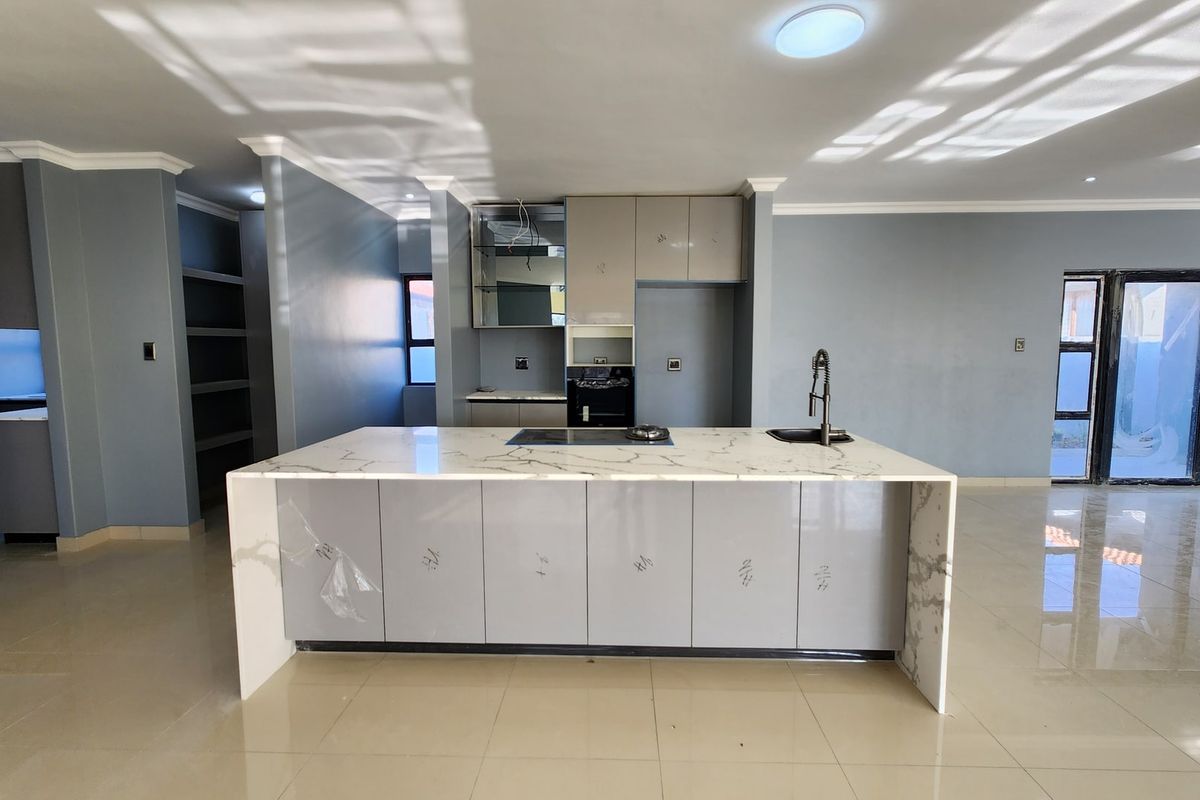 House For Sale In Centurion - Photo 2