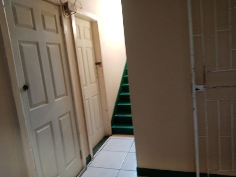 Apartment For Sale In Durban - Photo 2