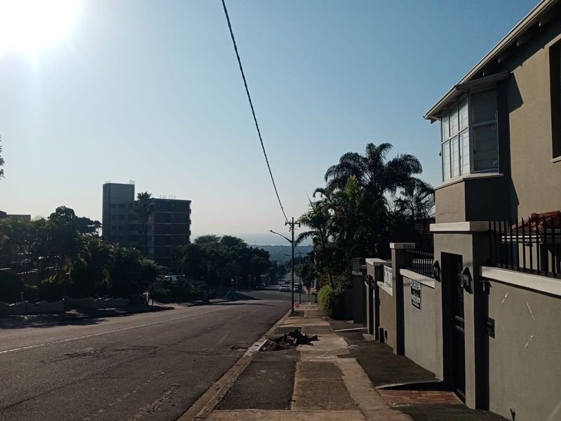 Apartment For Sale In Durban - Photo 4