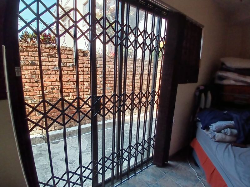 Apartment For Sale In Margate - Photo 10