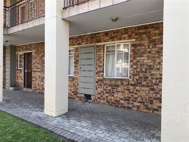 Apartment For Sale In Boksburg - Photo 4
