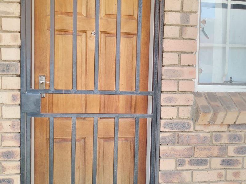 Apartment For Sale In Boksburg - Photo 3