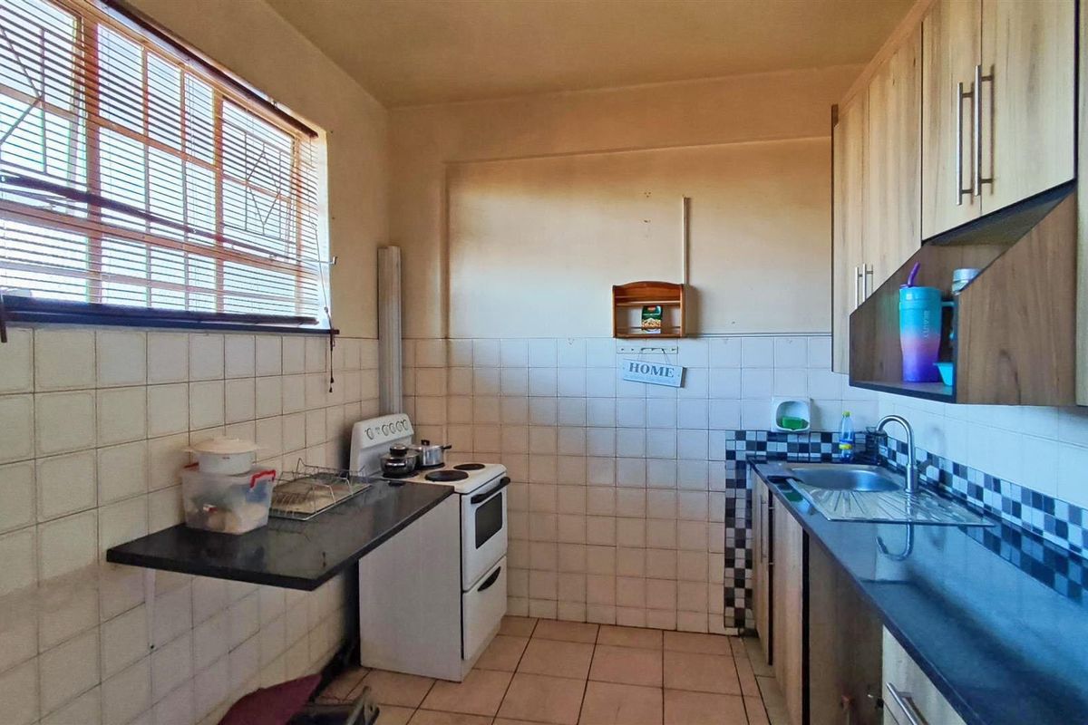 Apartment For Sale In Boksburg - Photo 3
