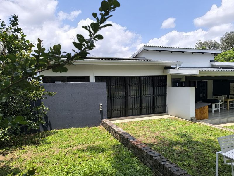 House For Sale In Randburg - Photo 2