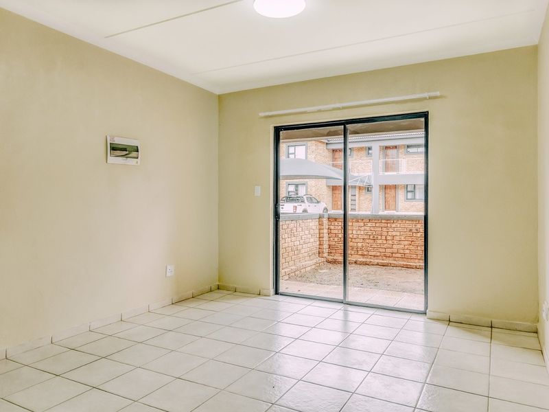 Apartment For Sale In Benoni - Photo 7