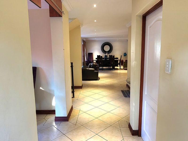 House For Sale In Pretoria - Photo 9